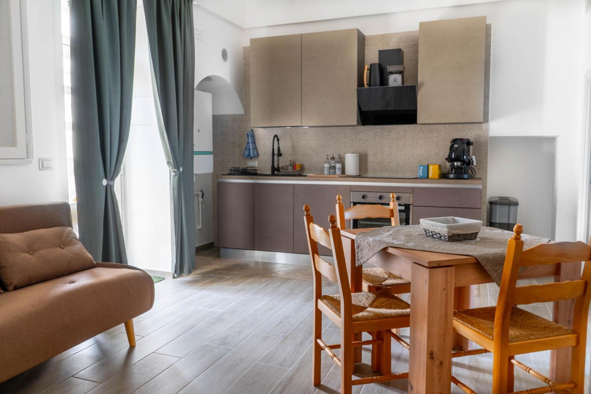 Nonna Chiara Apartment Locorotondo Ngoại thất bức ảnh